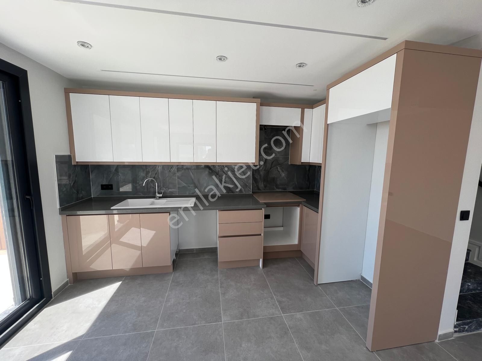 Didim Hisar Mahallesi Satılık 3+1 Bahçeli Müstakil Villa - Görsel 9