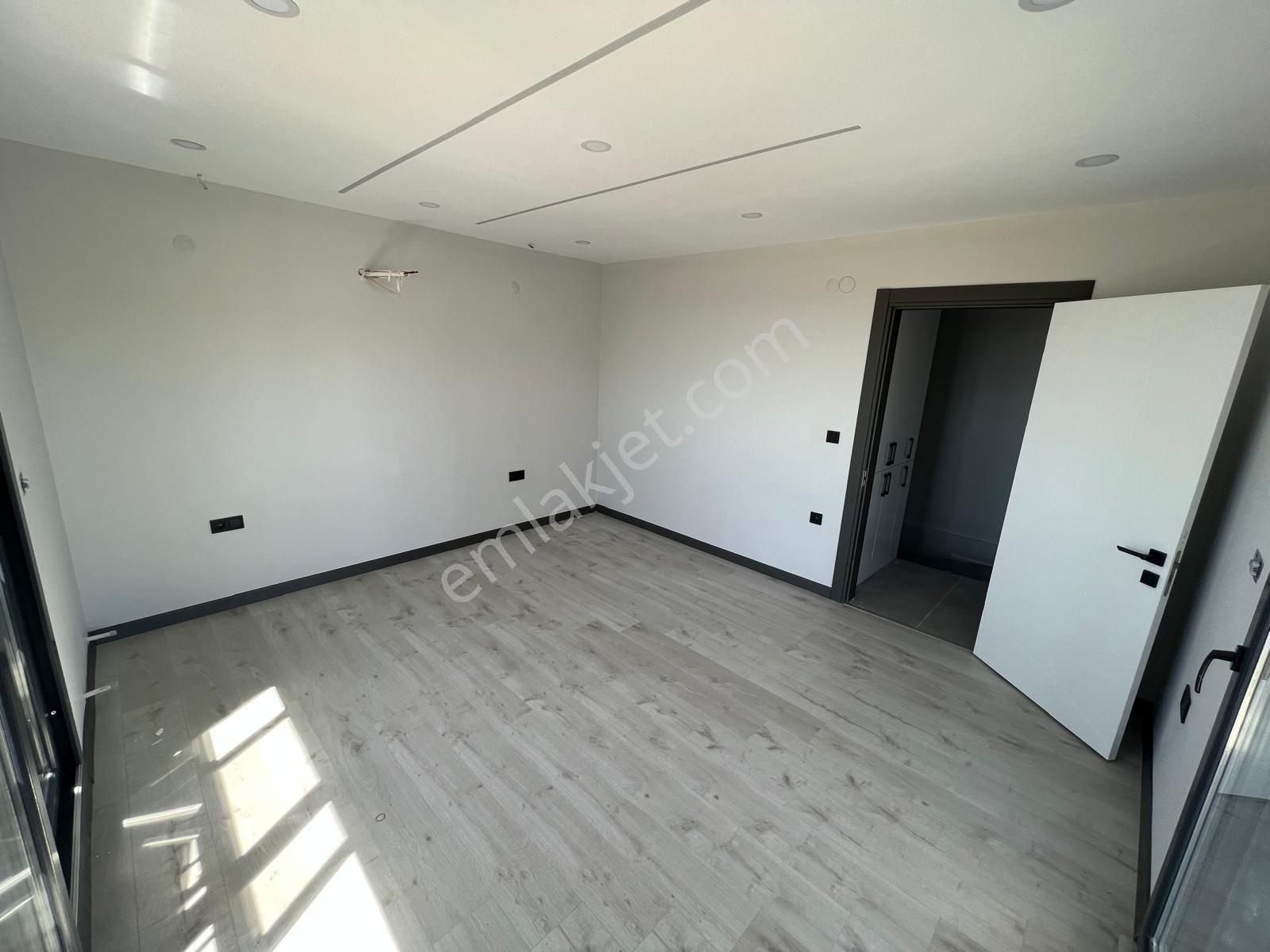 Didim Hisar Mahallesi Satılık 3+1 Bahçeli Müstakil Villa - Görsel 15