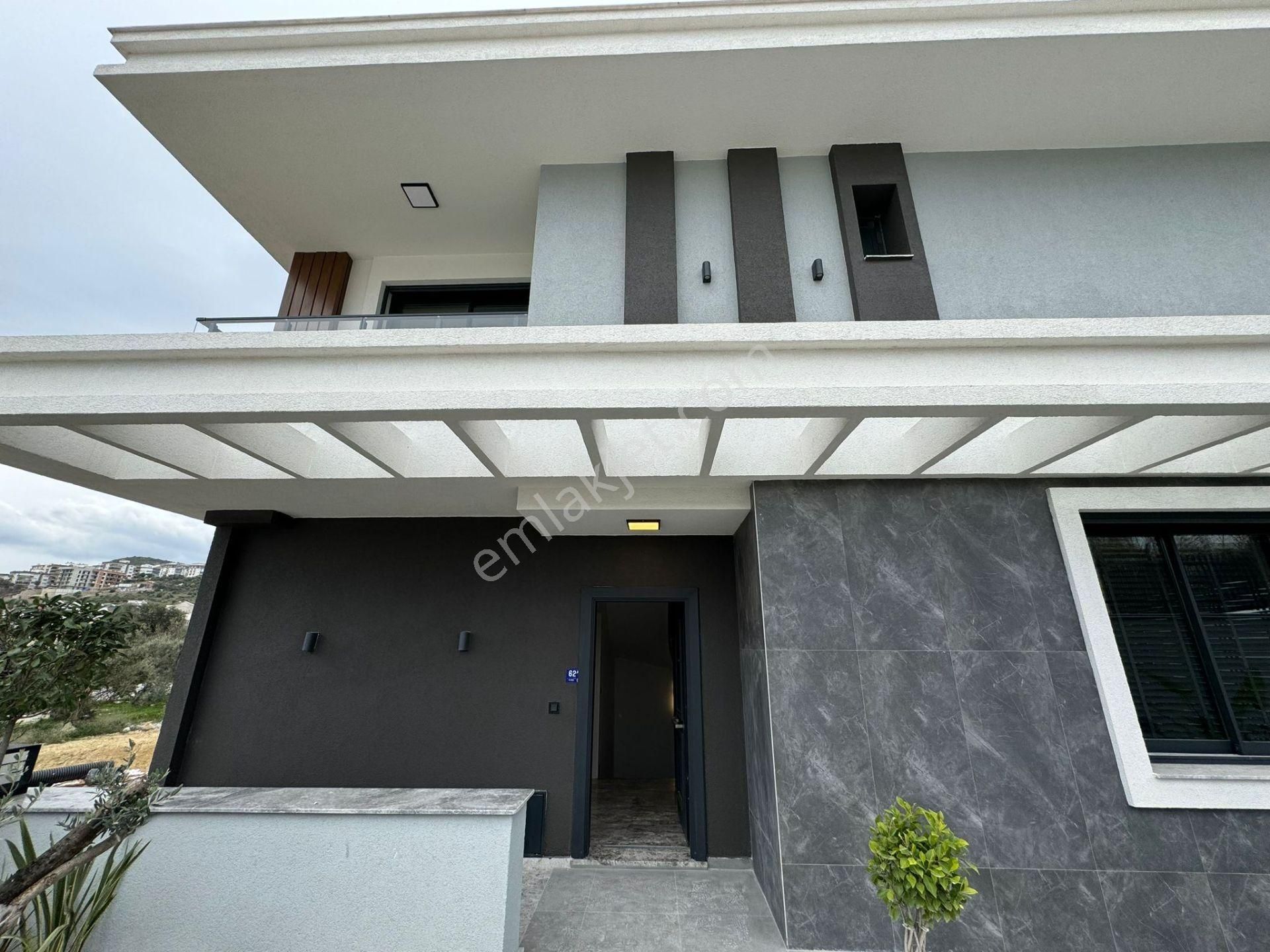 ++bıg Group**aydın Kuşadası Kadınlar Denizi Mevkiinde Özel Havuzlu Müstakil Villa!!! - Görsel 4