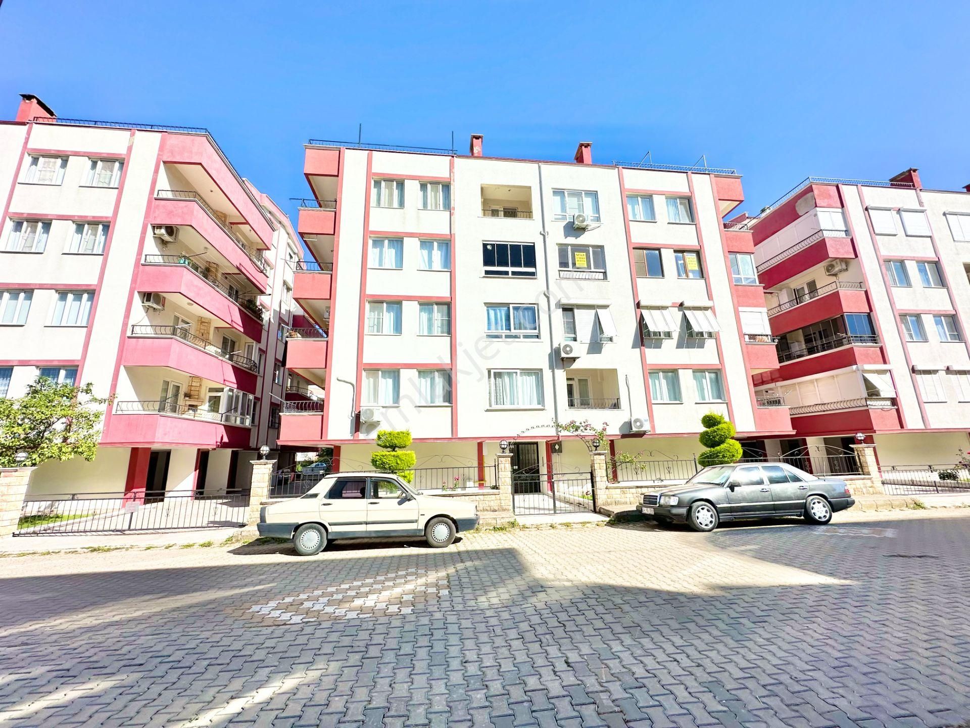 Edremit Altınkum Satılık Daire  EDREMİT AKÇAY ALTINKUM'DA 2+1 120 M2 FIRSAT DAİRE