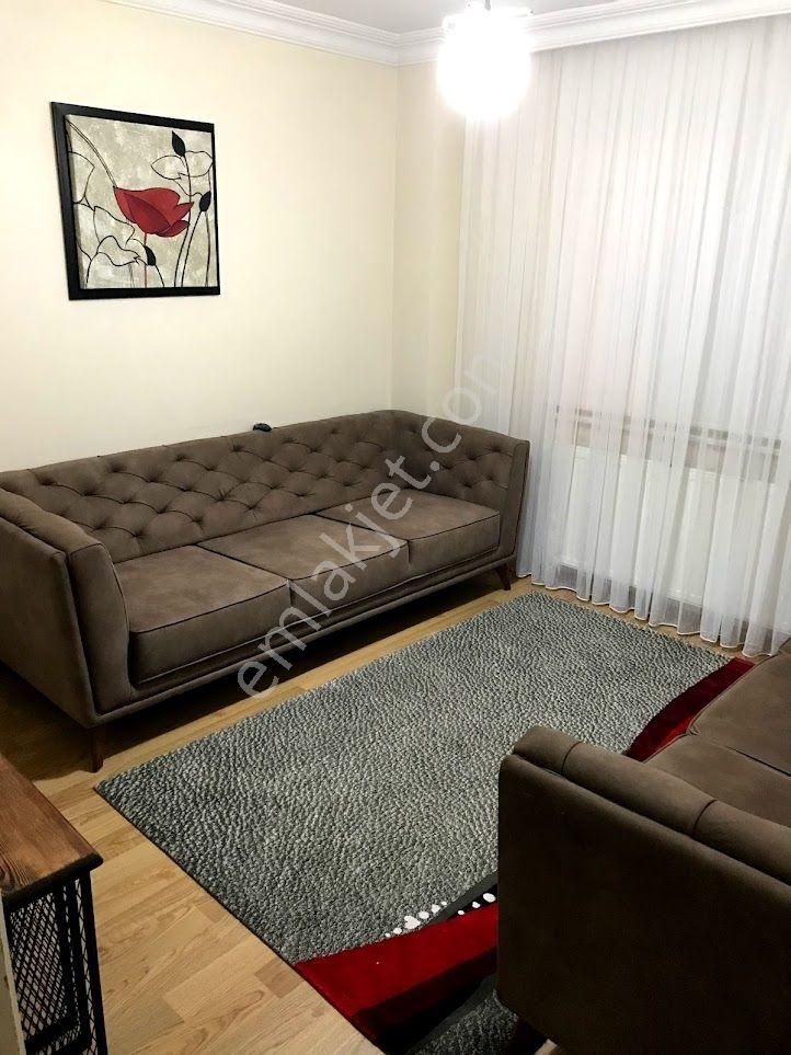 Avcılar Cihangir Satılık Daire  CİHANGİR MAH AİLE APARTMANI E-5 VE METROÜSE1 DK MESAFEDE