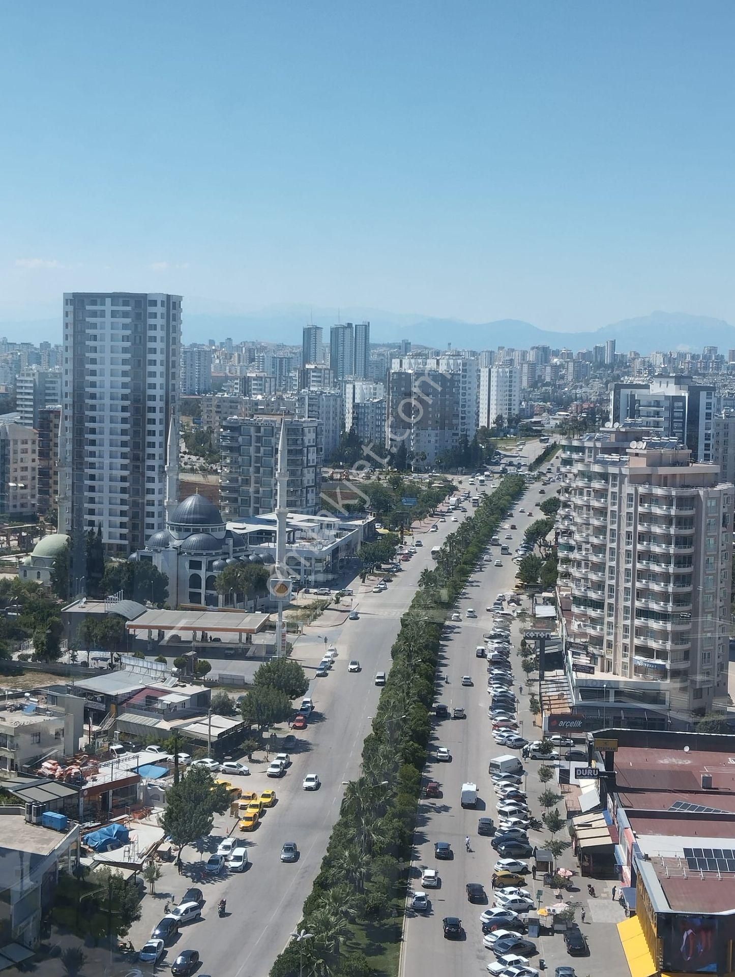 Seyhan Pınar Satılık Daire  TÜRKMENBAŞI BULVARI ÜZERİNDE YÜZME HAVUZLU SOSYAL YAŞAM ALANLI SİTEDE 4+1 LÜKS DAİRE