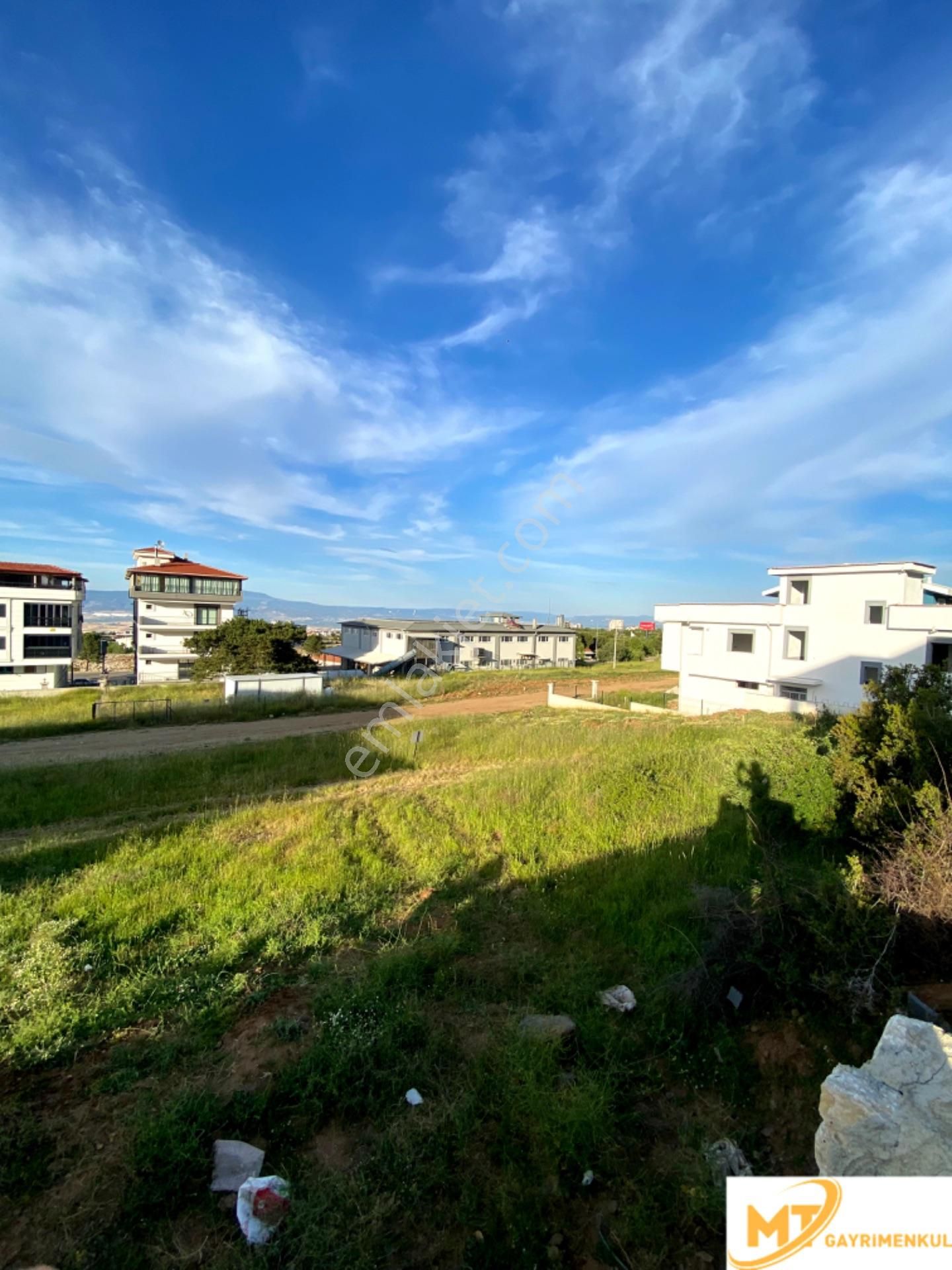 Merkezefendi Göveçlik Satılık Villa İmarlı  MT GAYRİMENKULDEN GÖVEÇLİKTE YATIRIMLIK 2 ADET BİTİŞİK VİLLALIK ARSA