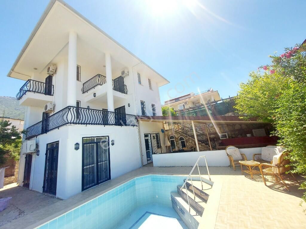 Fethiye Ölüdeniz Satılık Villa  Mügla, Fethiye, Oludeniz Mah, Satılık Villa 4 +1   