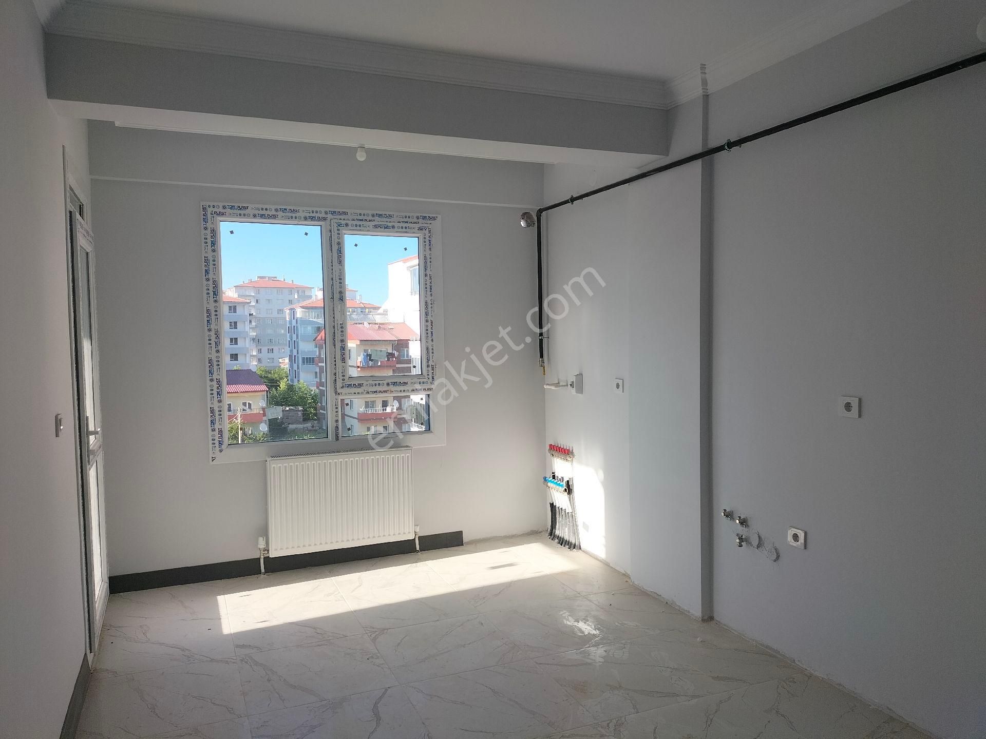 Niğde Merkez İlhanlı Satılık Daire PAŞA EMLAKTAN İLHANLI MAHALLESİNDE SATILIK DAİRE,