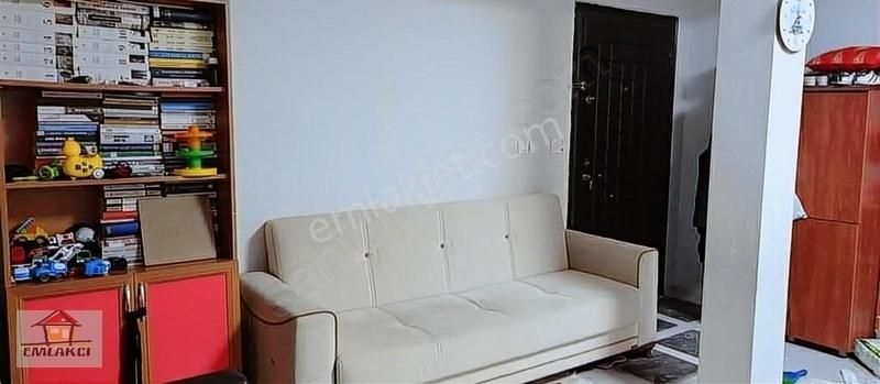 Fatih Kariyede 1+1 Giris Kat Daire - Görsel 13