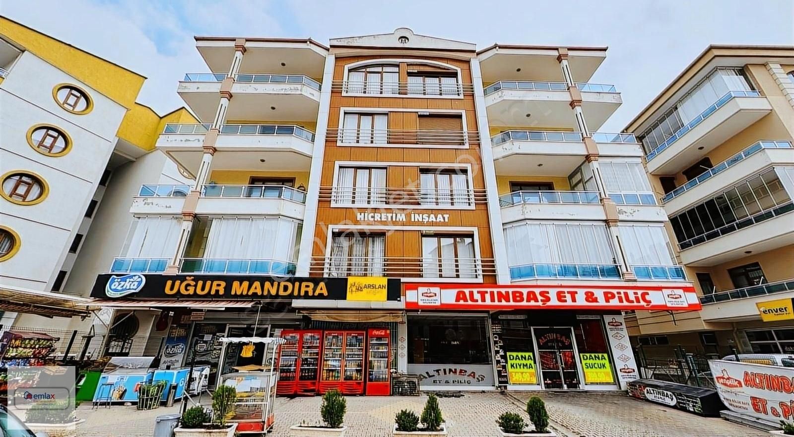 Selçuklu Esenler Satılık Daire EMLAX GAYRİMENKUL'DEN ESENLER MH. 3+1 155MT² FIRSAT DAİRE!!