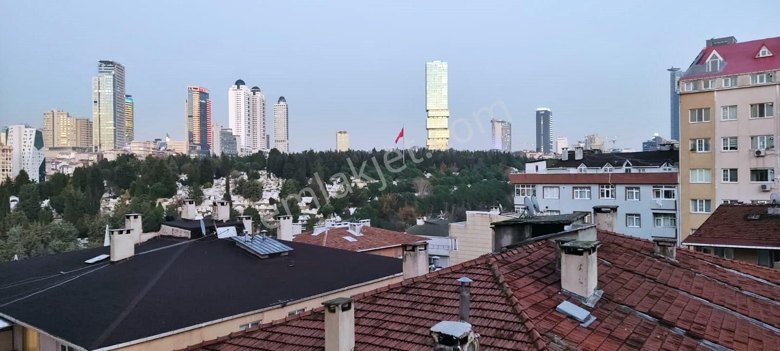 Şişli Gülbahar Satılık Daire  Mecidiyeköy'de Satılık Daire 2+1 Şehir Manzaralı Asansörlü