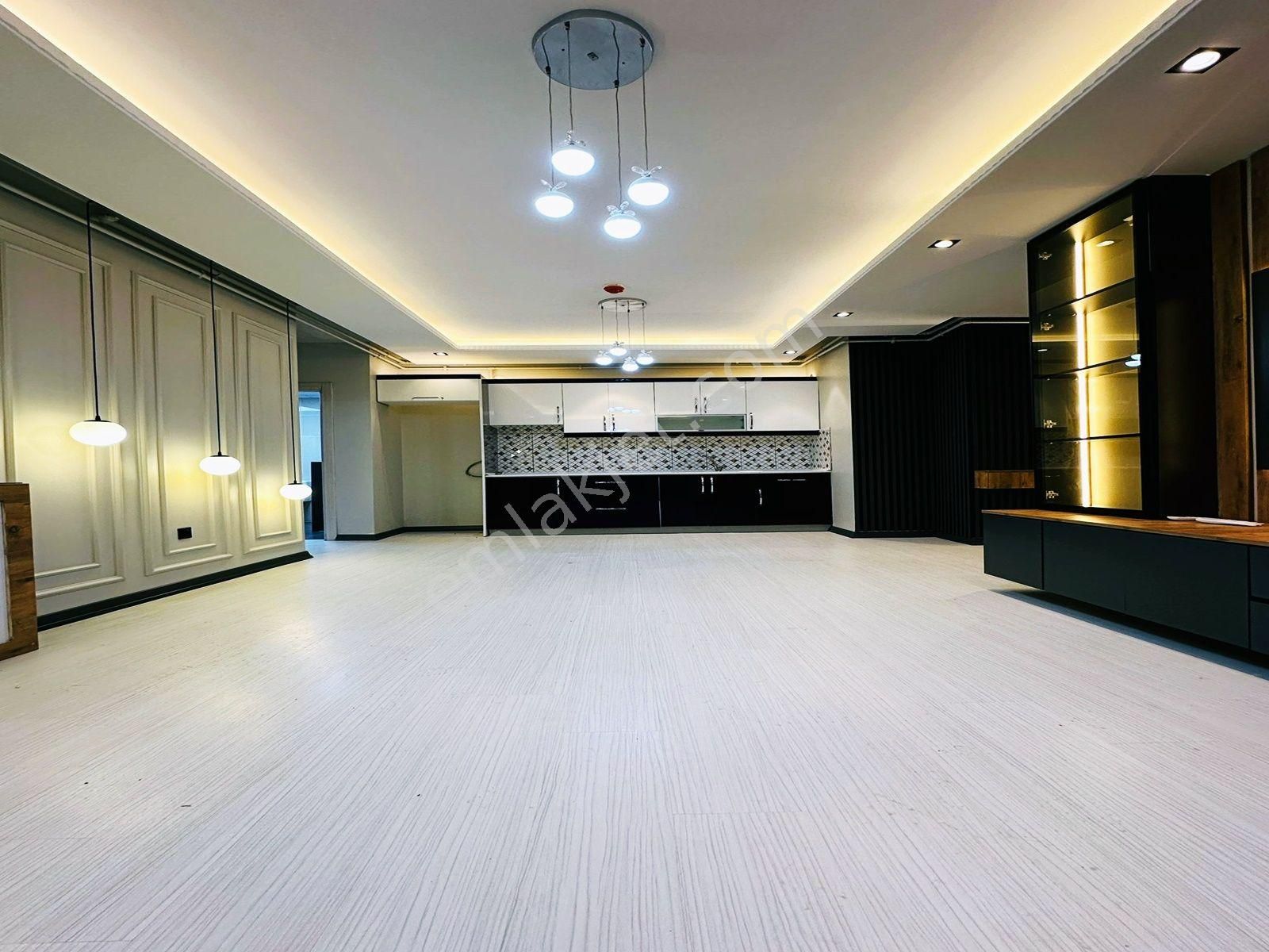 Ercin Yapı'dan Oturuma Hazır Lüx Site İçinde Full Aktiviteli Kira Getirisi Yüksek Lüx Daire!! - Görsel 2