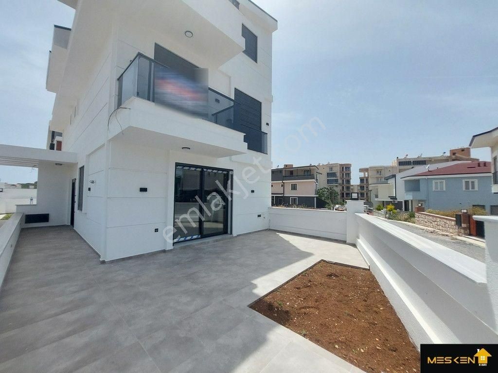 Didim Hisar Satılık Villa  DiDiM HİSAR MAH.DE GENİŞ TERASLI SIFIR BİTİŞİK NİZAM VİLLA