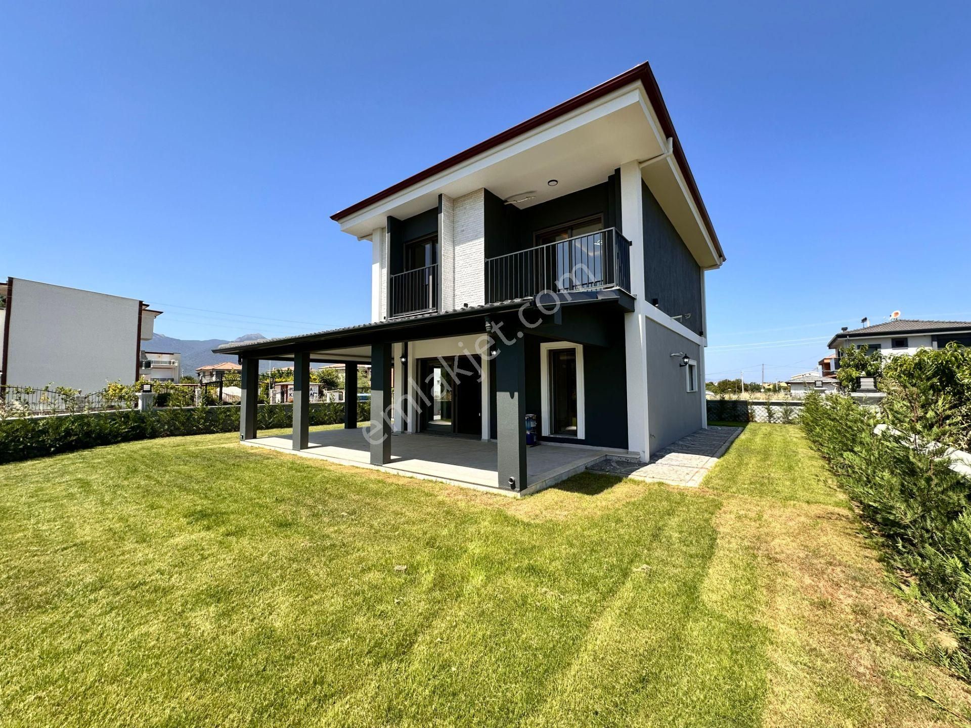 Kuşadası Güzelçamlı Satılık Villa RW RS NETTEN SATILIK MÜSTAKİL 3+1 VİLLALAR