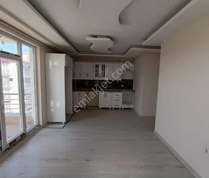 Burhaniye Cumhuriyet Satılık Daire  ARAKAT SATILIK DAİRE