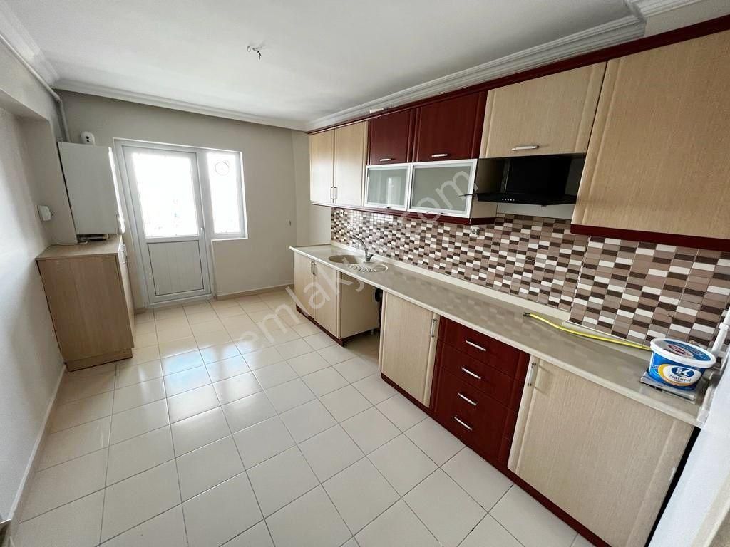 Mamak Ege Satılık Daire  ARİSSA GAYRİMENKUL'DEN NATOYOLU CAD'DE 3+1*135 M2 İSKANLI*KATTA*ASANSÖRLÜ*SATILIK DAİRE