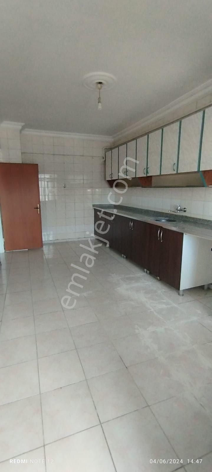 Bağlar Mevlana Halit Kiralık Daire KAREN EMLAK'TAN KİRALİK DAİRE 14.000 BİN TL