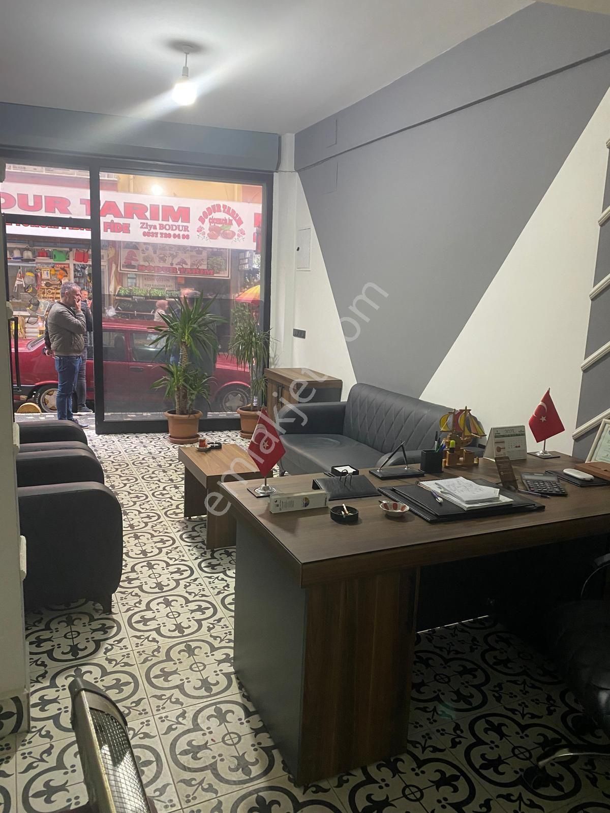 Rota modern gayri̇menkul'den i̇hsani̇ye mahallesi̇n'de firsat i̇ş yeri̇