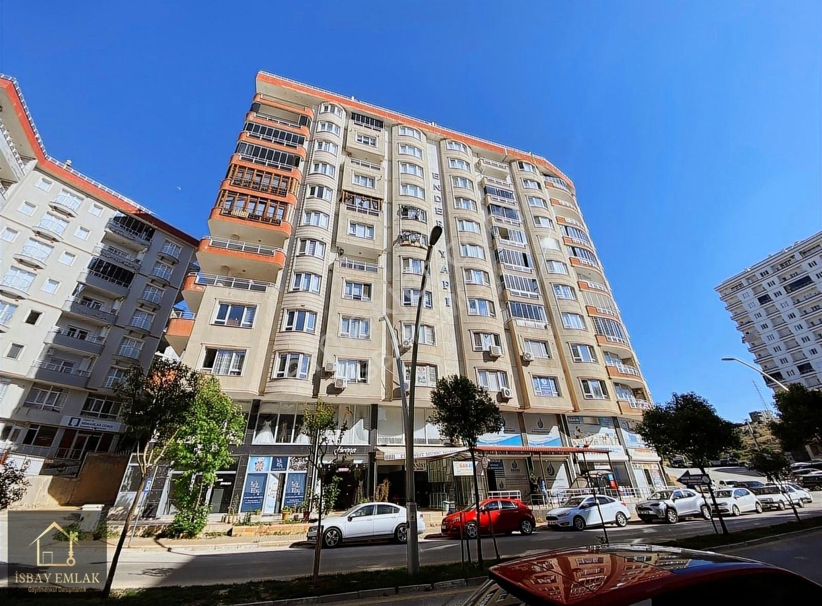 Artuklu Yenişehir Satılık Daire RAVZADA FIRSAT !! SATILIK 2+1 EŞYALI DAİRE İSBAY EMLAK'TA