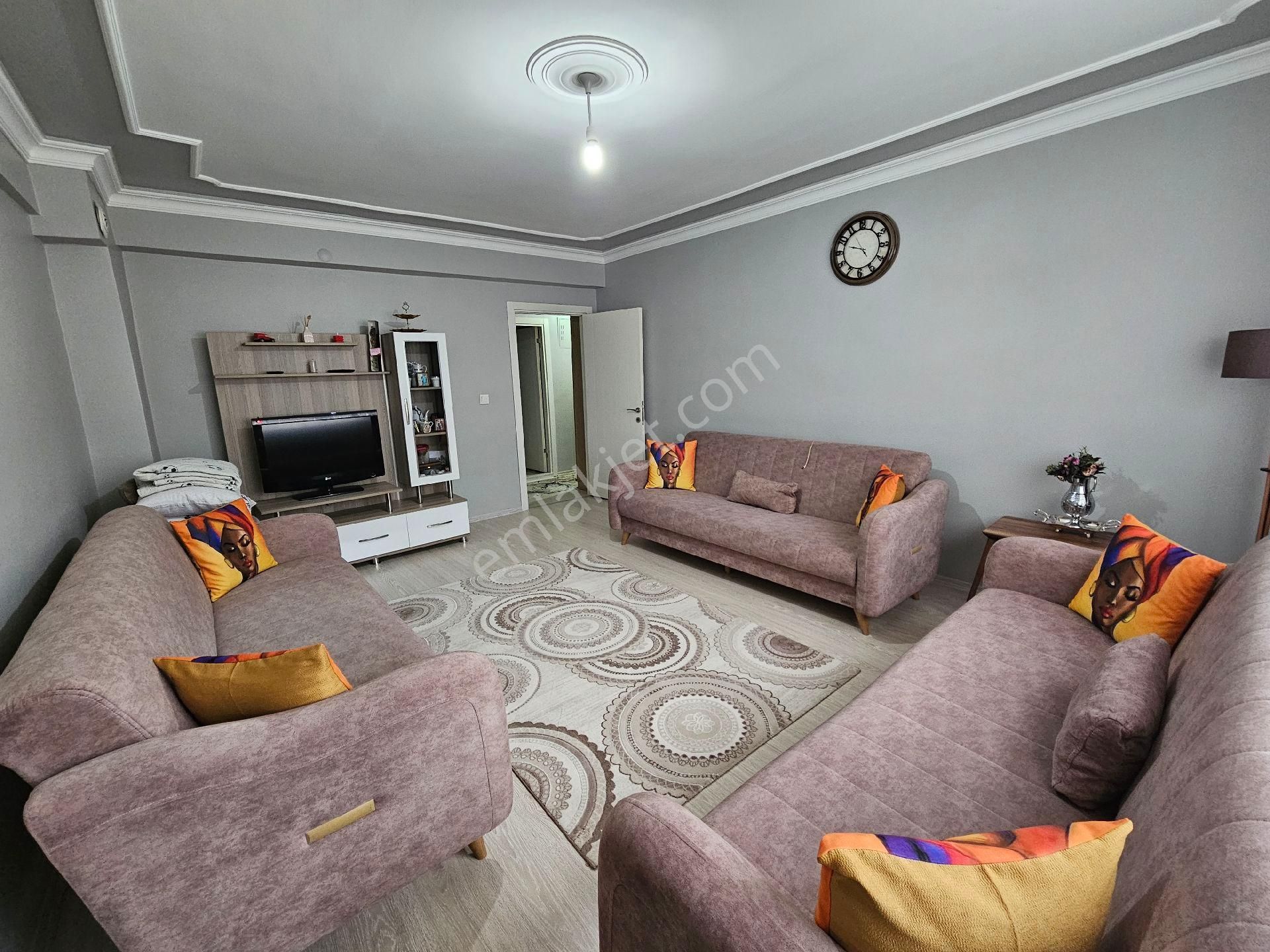 Tepebaşı Çamlıca Satılık Daire SEVGİM'DEN ÇAMLICA BİRLİK CADDESİ'NDE SATILIK FIRSAT 3+1 DAİRE 