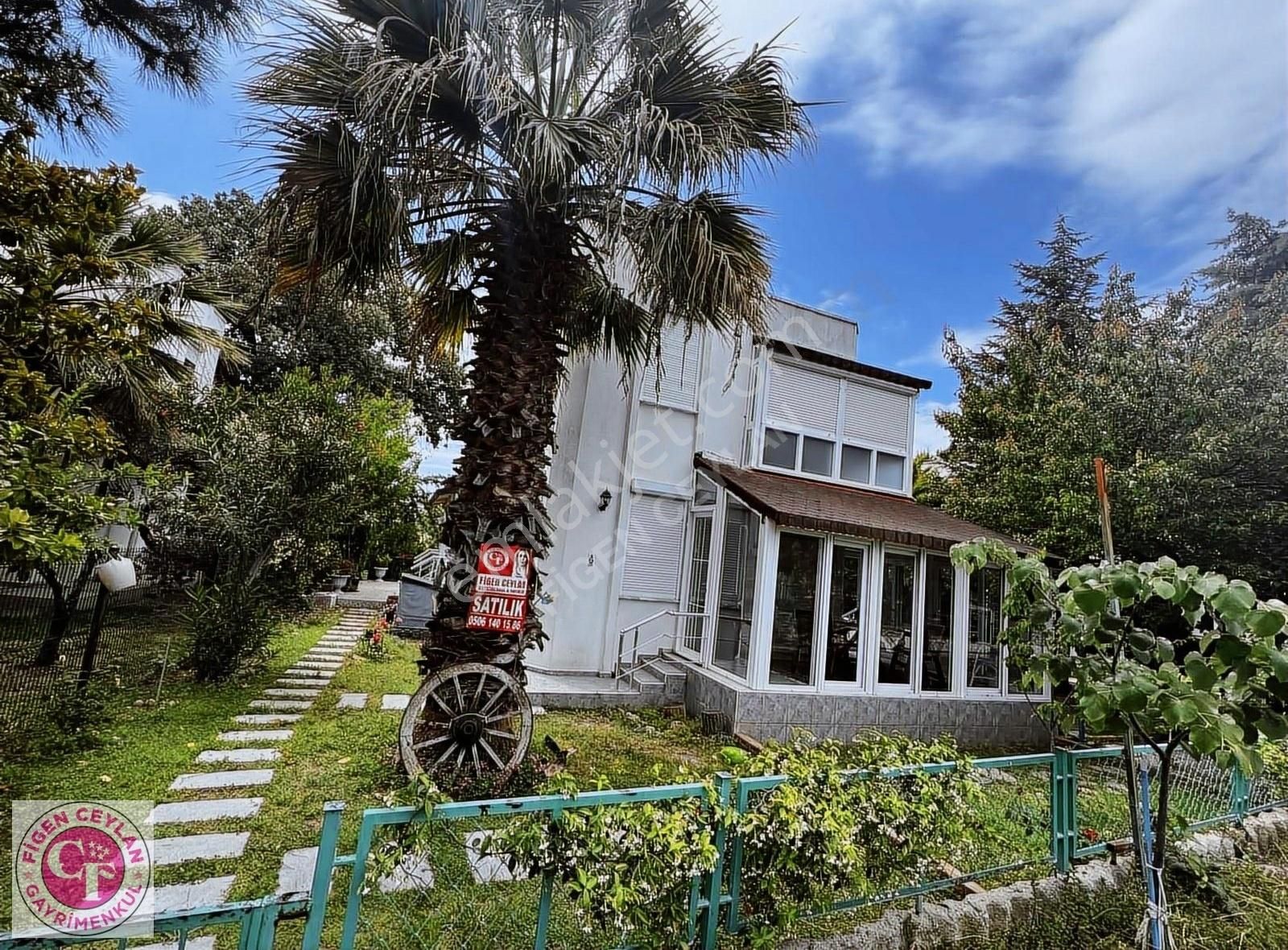 Ezine Geyikli Bld. (Hürriyet) Satılık Villa ÇANAKKALE GEYİKLİ TRİBLEX BAHÇELİ EŞYALI SATILIK VİLLA