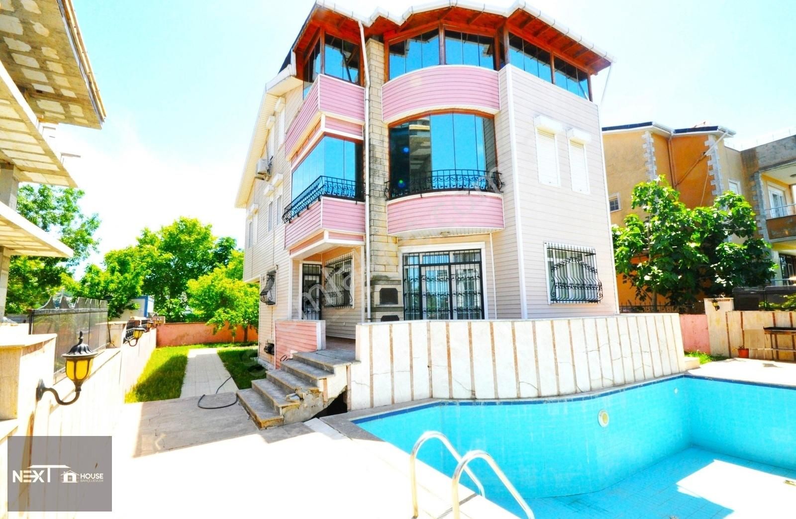 Büyükçekmece Pınartepe Satılık Villa Next House'dan, 6+1, 387M2, Özel Havuzlu,Deniz Manzaralı, Villa.