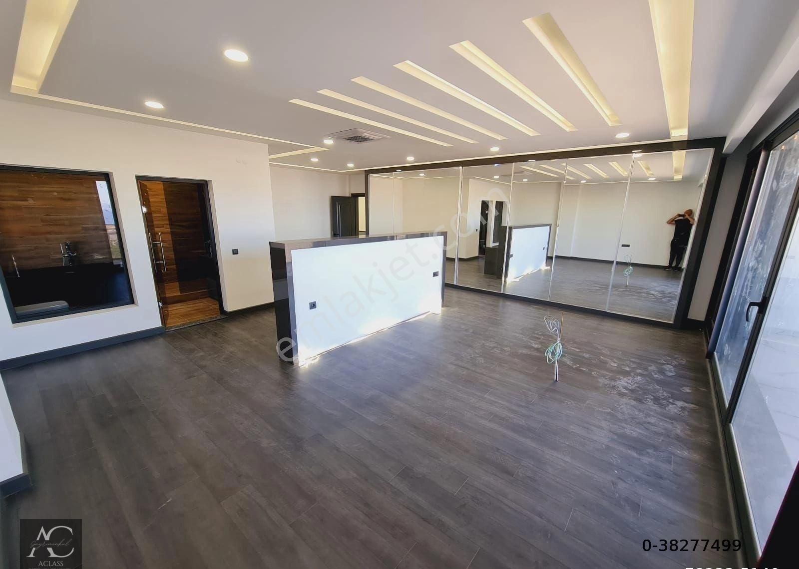 Marinada-manzara-özel Havuz-bahçe-otopark-ultra Lüx-modern-7+1-1000 M2-tamamı Müstakil - Görsel 34