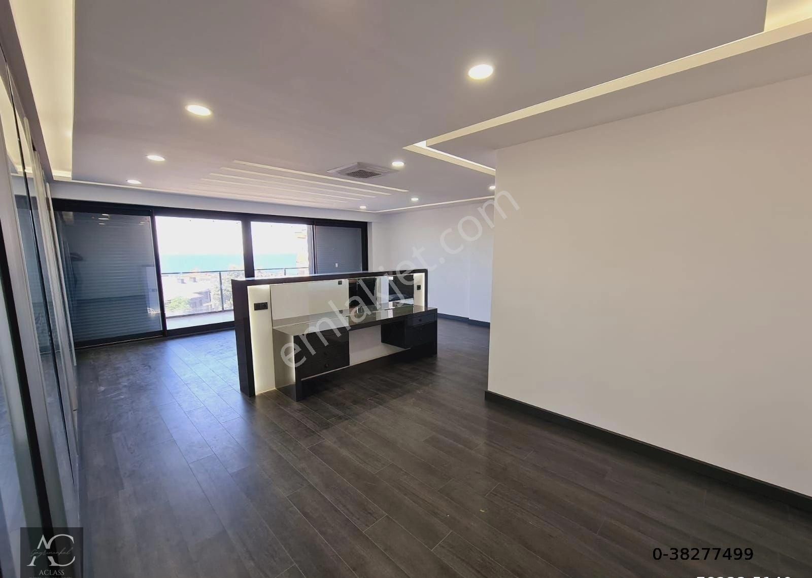 Marinada-manzara-özel Havuz-bahçe-otopark-ultra Lüx-modern-7+1-1000 M2-tamamı Müstakil - Görsel 16