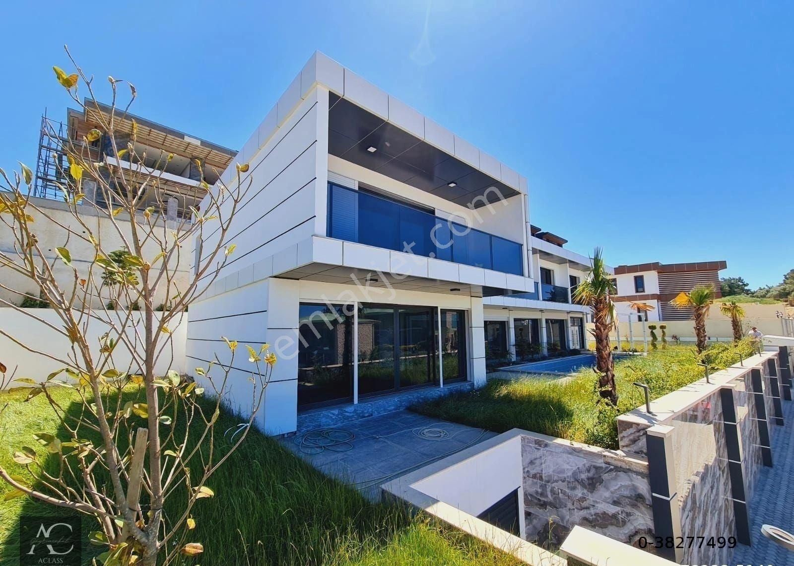 Marinada-manzara-özel Havuz-bahçe-otopark-ultra Lüx-modern-7+1-1000 M2-tamamı Müstakil - Görsel 7