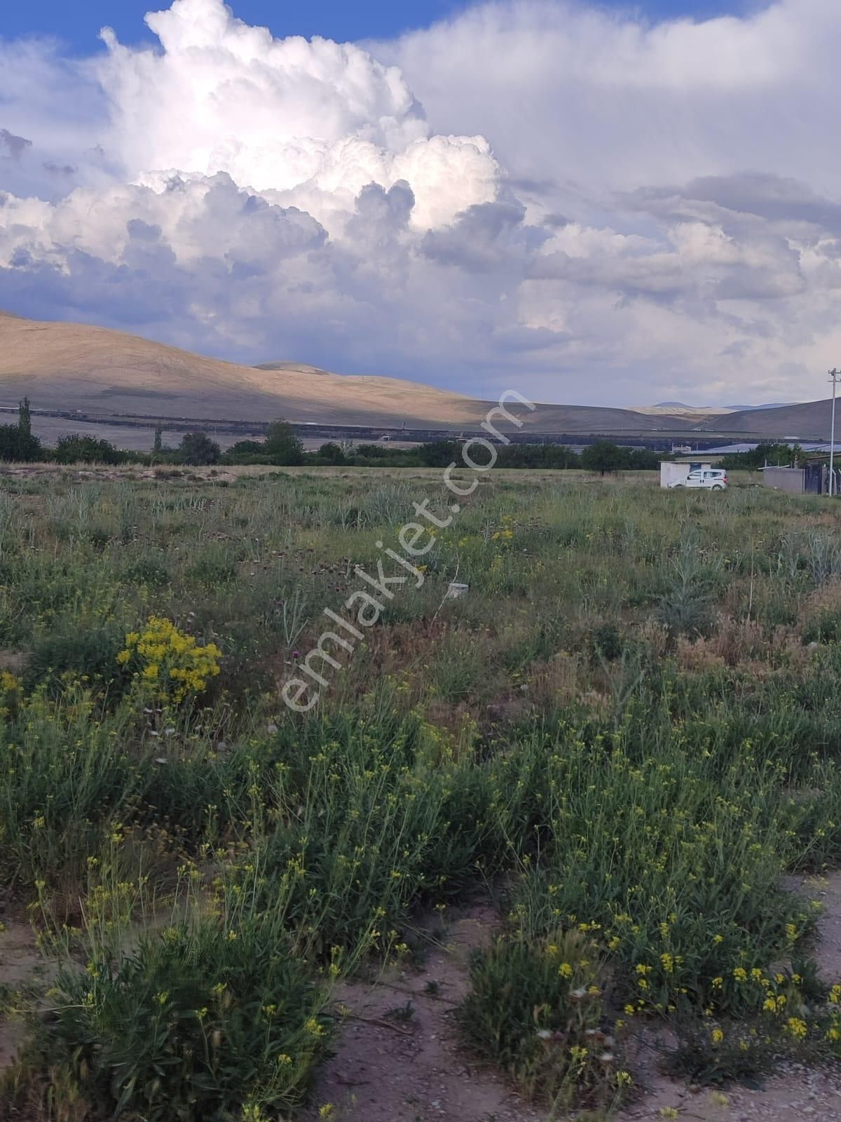 Niğde Merkez Sazlıca Bld. (Yeni) Satılık Tarla  NİĞDE SAZLICA DA 8.040 M2 MUHTESEM KONUMLU YATIRIMLIK ARAZİ 