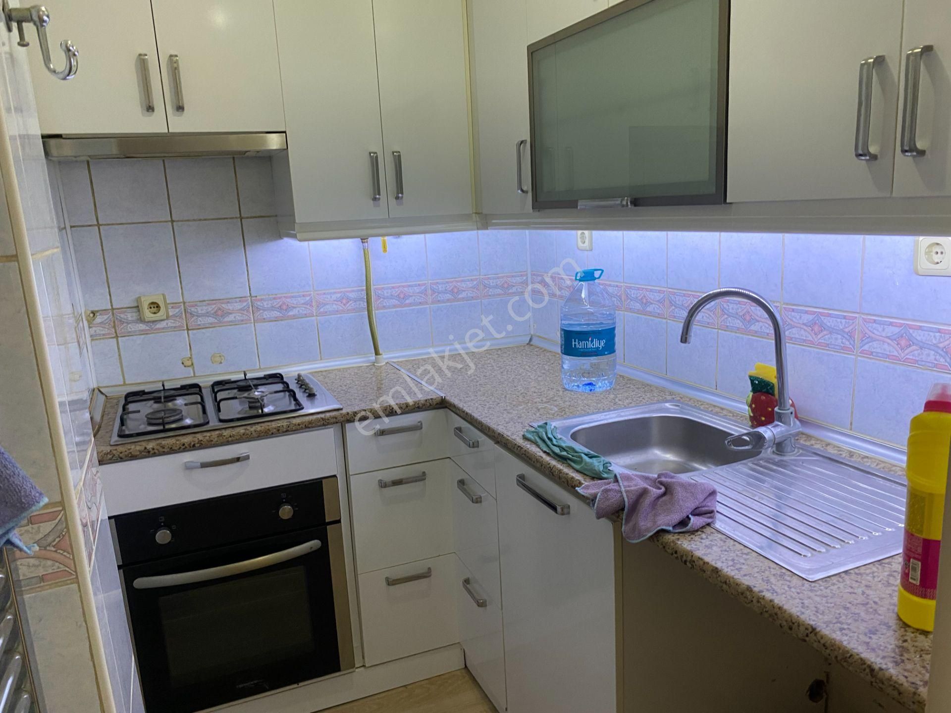 Fatih Silivrikapı Satılık Daire  DESTAN-968 KOCAMUSTAFAPAŞA MERKEZ YANI SOKAKTA 2+1 SON BAHÇE KAT 80m2 BAKIMLI SATILIK DAİRE 