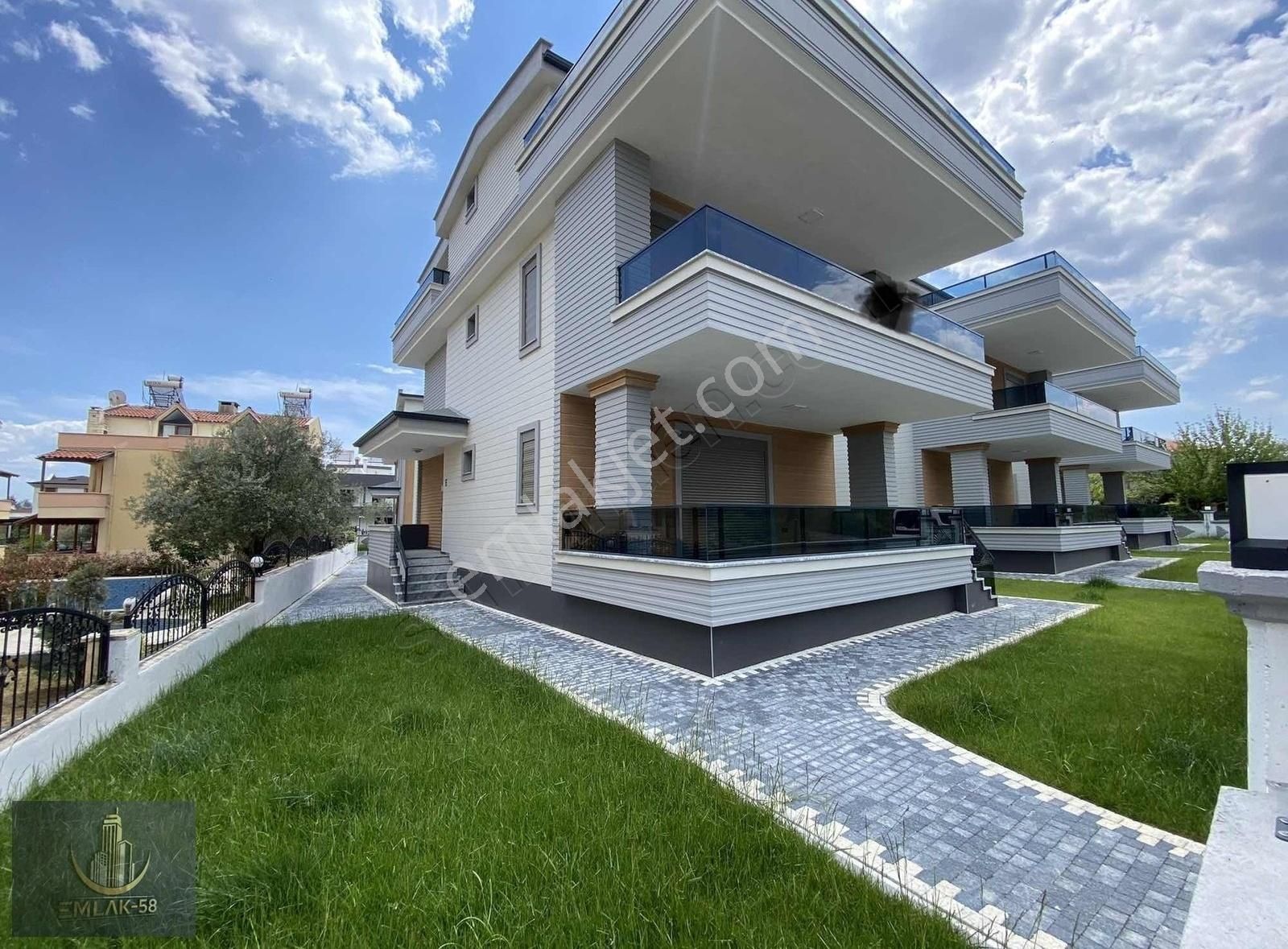 Edremit Güre Cumhuriyet Satılık Villa EMLAK-58,DEN GÜRE ALTINOLUK ARASI 5+1 MÜSTAKİL LÜX VİLLALAR