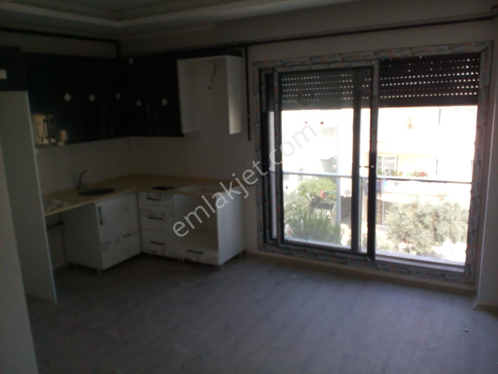 Menderes Turyap'tan Cüneytbey Mh. 1+1 Kiralık Daire