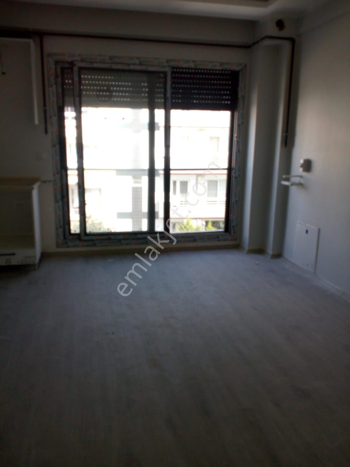 Menderes Turyap'tan Cüneytbey Mh. 1+1 Kiralık Daire - Görsel 15