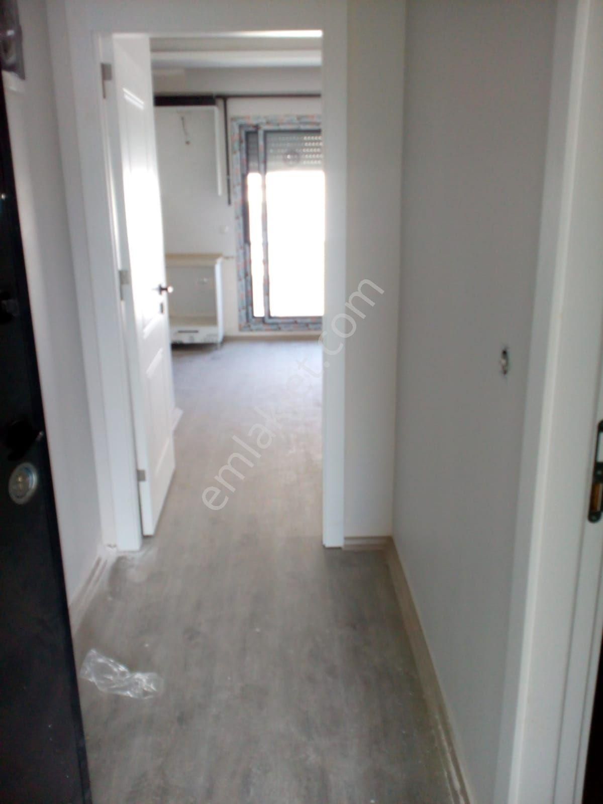 Menderes Turyap'tan Cüneytbey Mh. 1+1 Kiralık Daire - Görsel 11