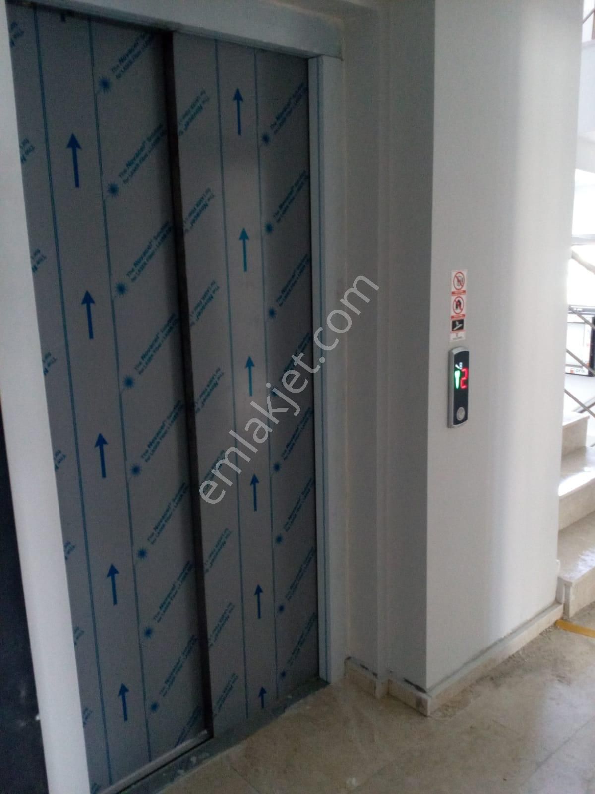 Menderes Turyap'tan Cüneytbey Mh. 1+1 Kiralık Daire - Görsel 17