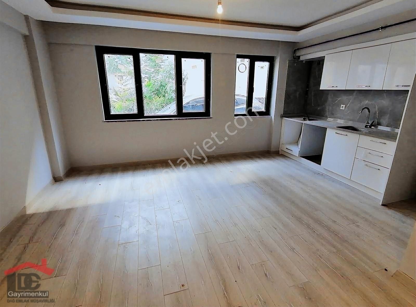 Osmangazi Bağlarbaşı Satılık Daire BAĞLARBAŞI NDA 2+1 80 M2 KOMBİLİ SIFIR GİRİŞ KAT 1.750.000 TL