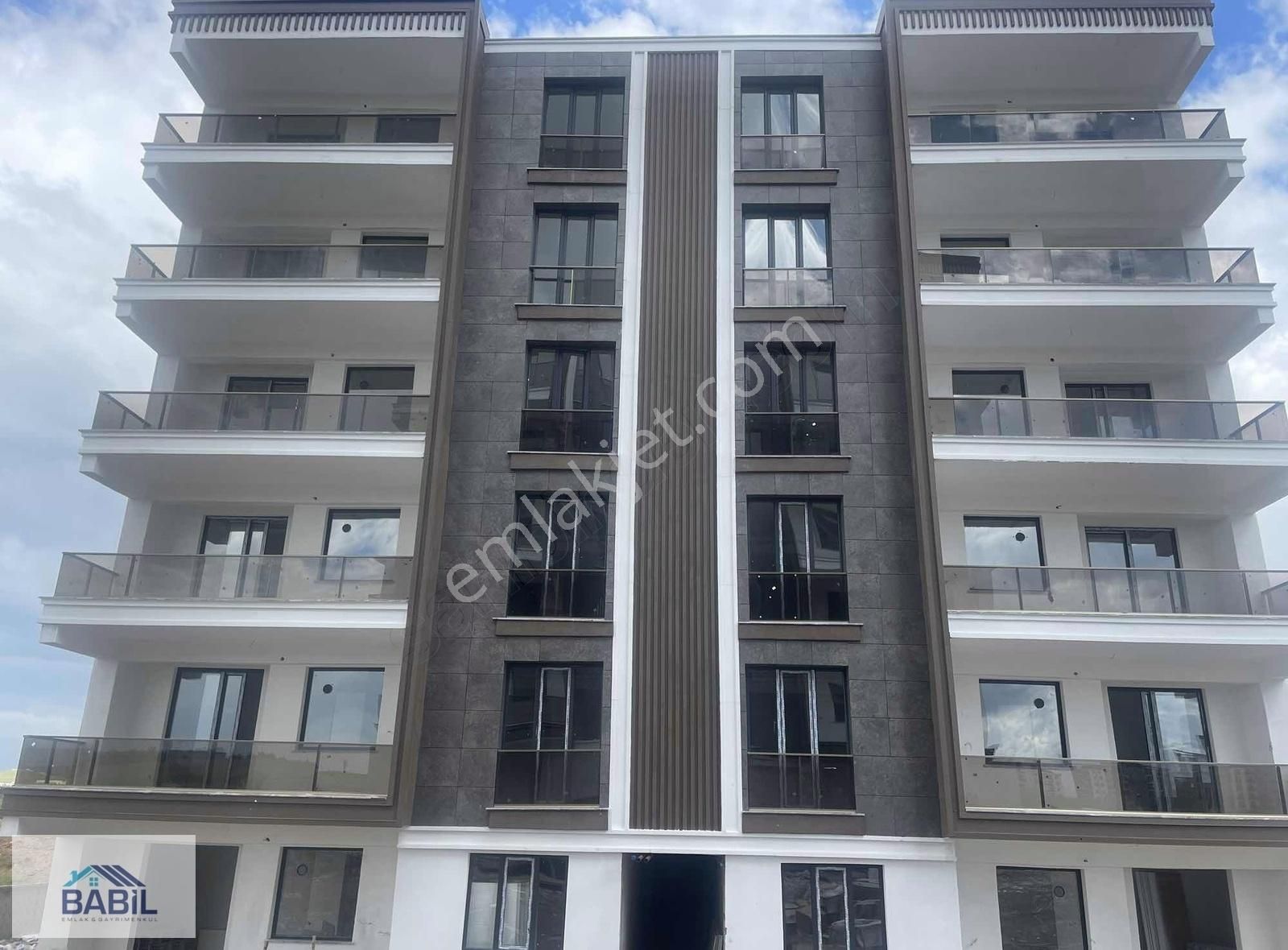 Sur Yiğitçavuş Satılık Daire BABİL'den ÜVİVERSİTE CİVARI KAYA YAPI 2+1 UYGUN SATILIK DAİRE