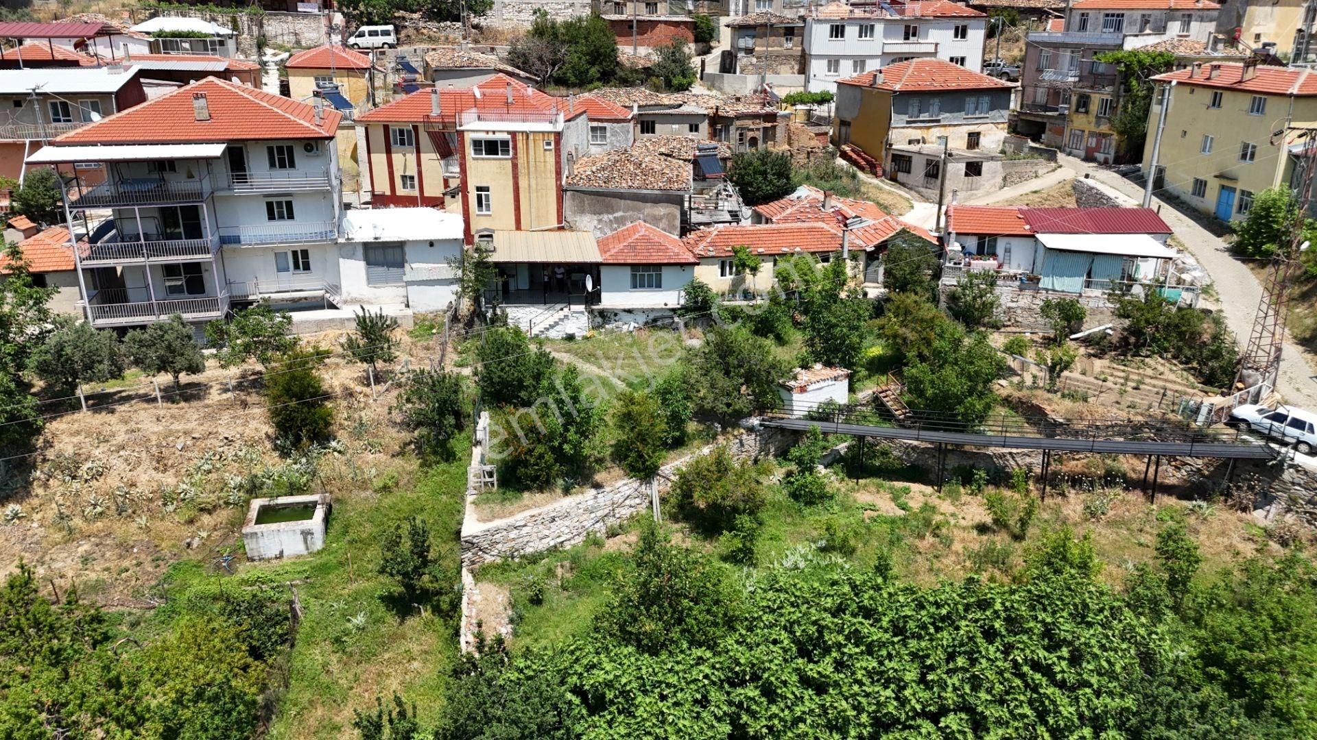 Babadağ Yeniköy Satılık Bağ & Bahçe Babadağ Yeniköyde Yayla Manzaralı 1200m2 Müstakil Ev Ve Bahçesi