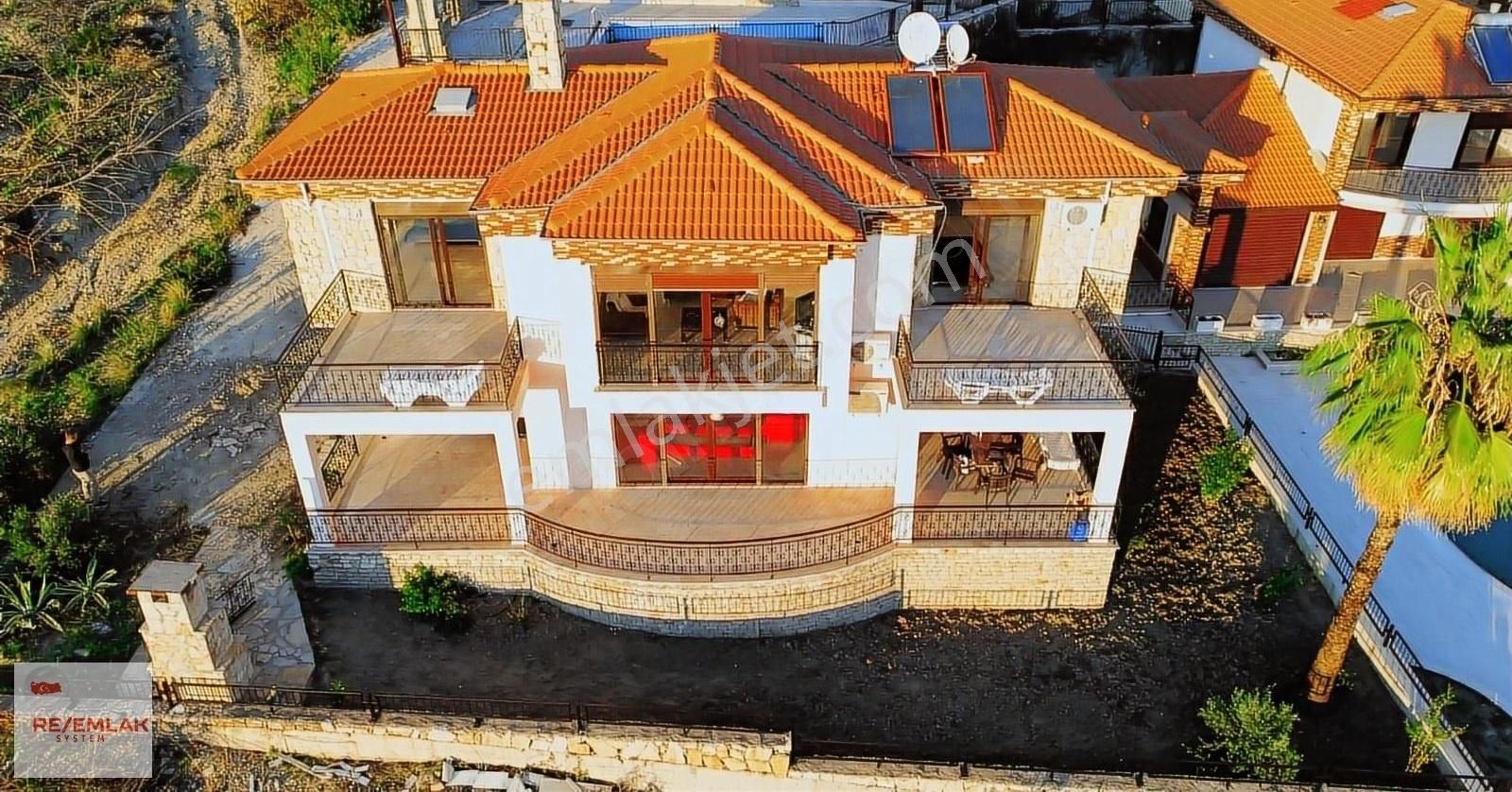 Manavgat Evrenseki Satılık Villa Harika Bir VİLLA Deniz Manzaralı