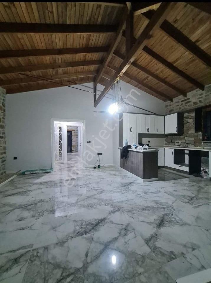 Nazilli Yazırlı Mahallesinde Müstakil Özel Taş Ev 3+1 - Görsel 22