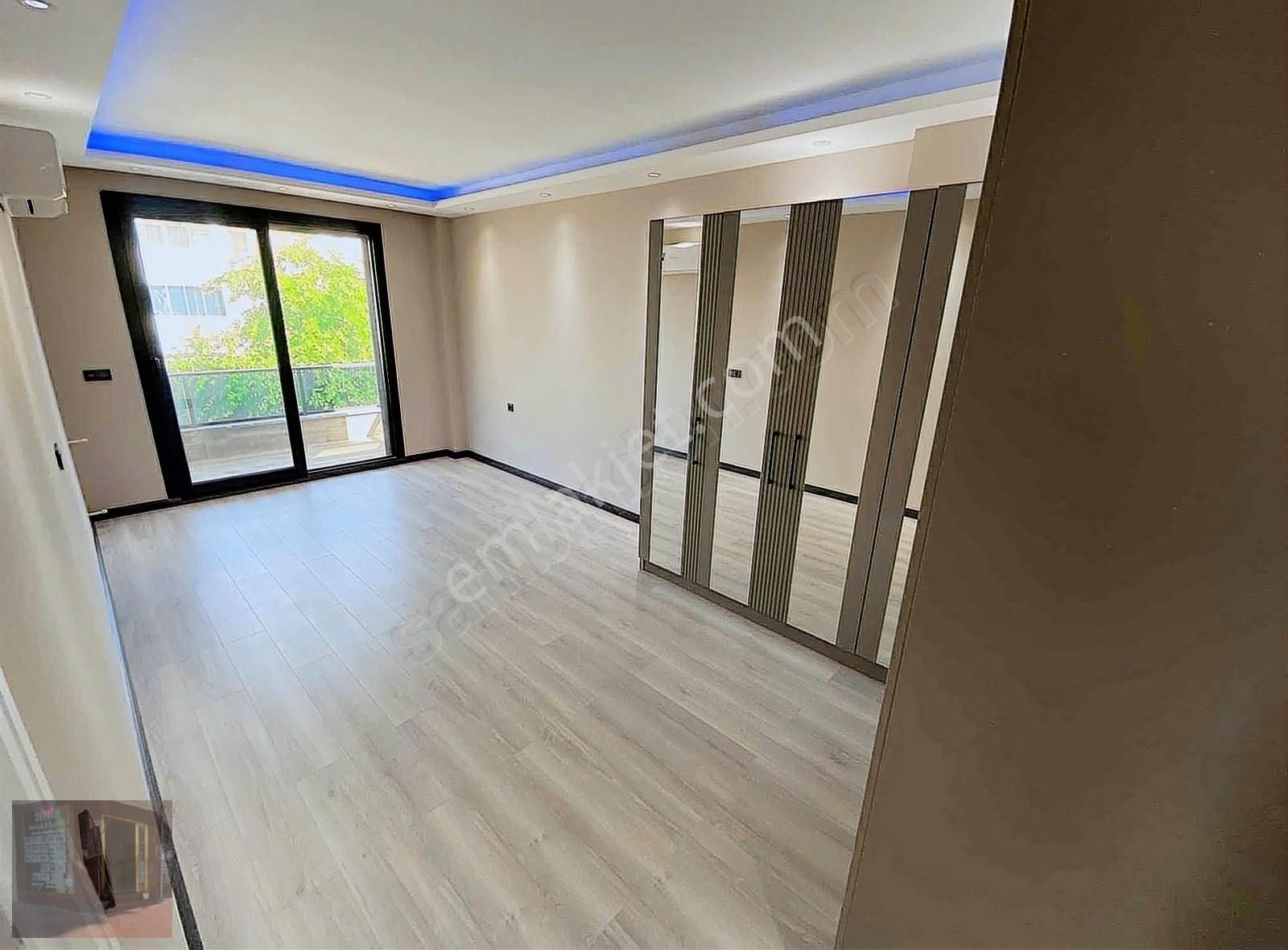 Güçlü Kardeşler Altınoluk Merkezde 4+1 Tam Müstakil Lüks Villa - Görsel 32