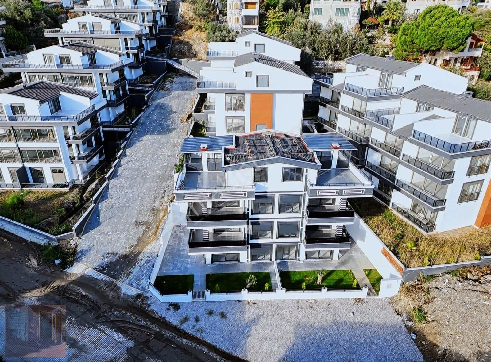 Güçlü Kardeşler Altınoluk Merkezde Full Manzarlı Kat Dublex'ler - Görsel 23