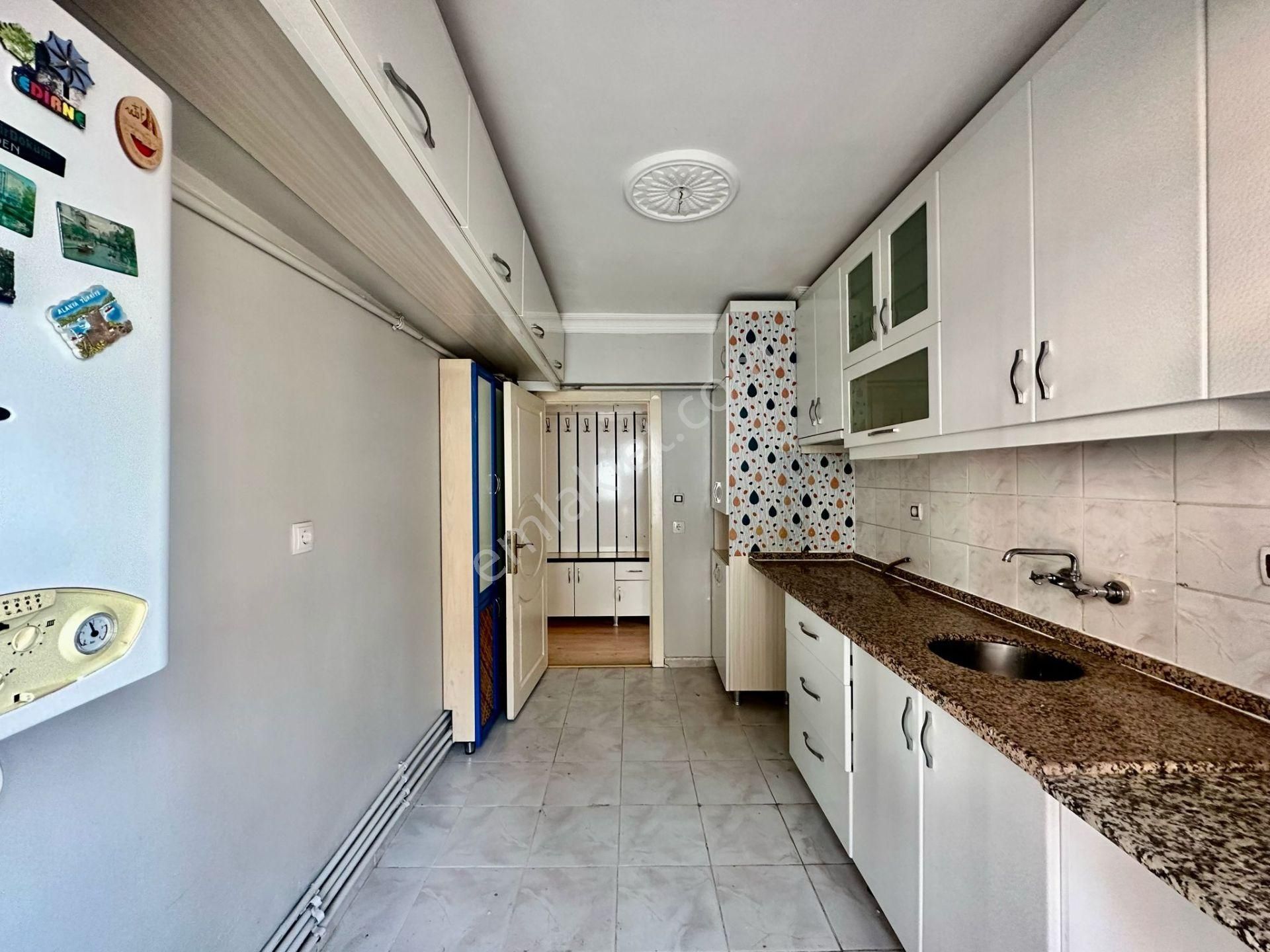 Pursaklar kaleci̇k emlak'tan satilik fati̇h mahallesi̇nde çi̇ft balkon mantolamali 3+1 uygun fi̇yatli
