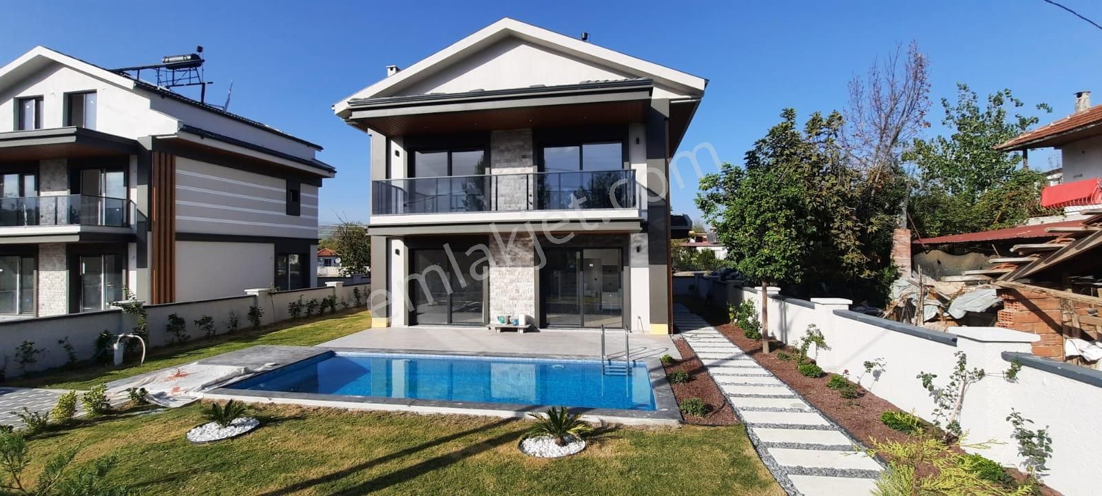 Seydikemer Gerişburnu Satılık Villa  MĞLA SEYDİKEMER GERİŞBURNU MAHALLESİNDE 4+1 MÜSTAKİL VİLLA