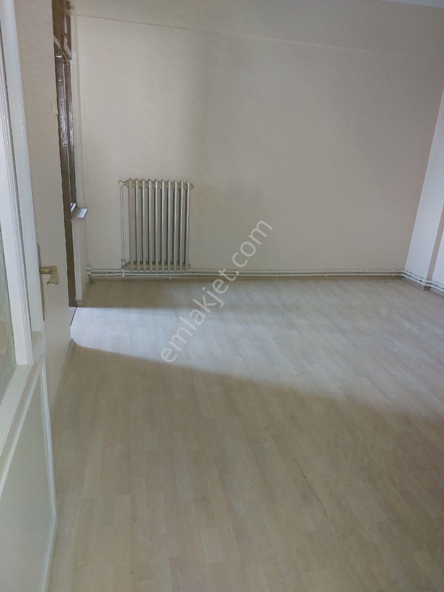 Sakarya Adapazari Merkezde 3+1 Kiralik Daire - Görsel 7