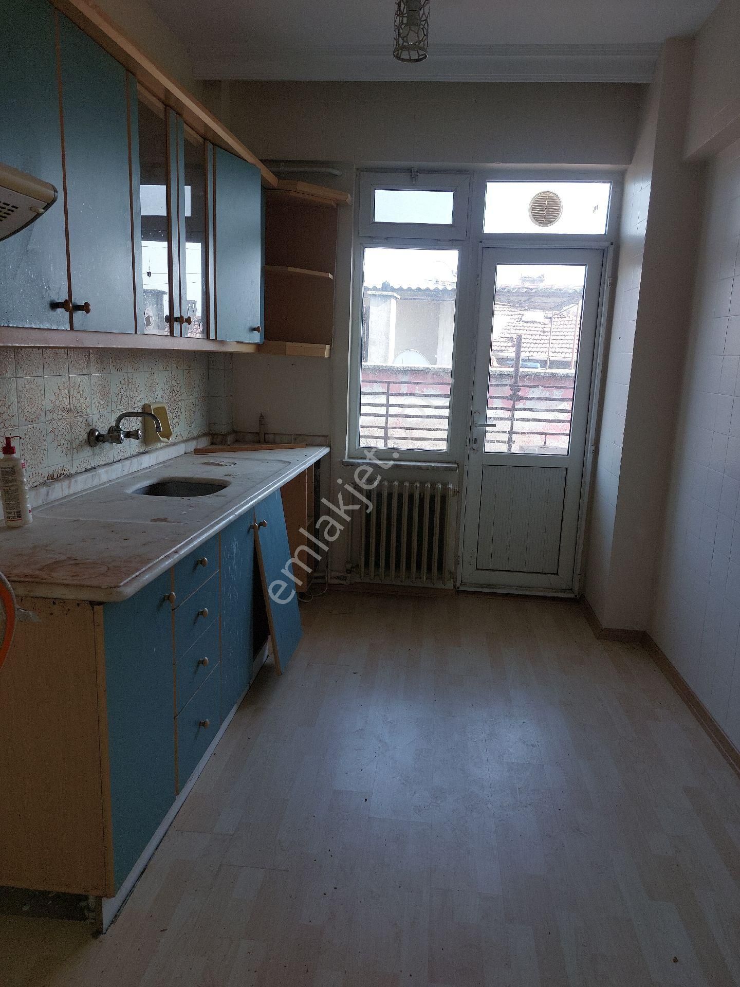 Sakarya Adapazari Merkezde 3+1 Kiralik Daire - Görsel 6