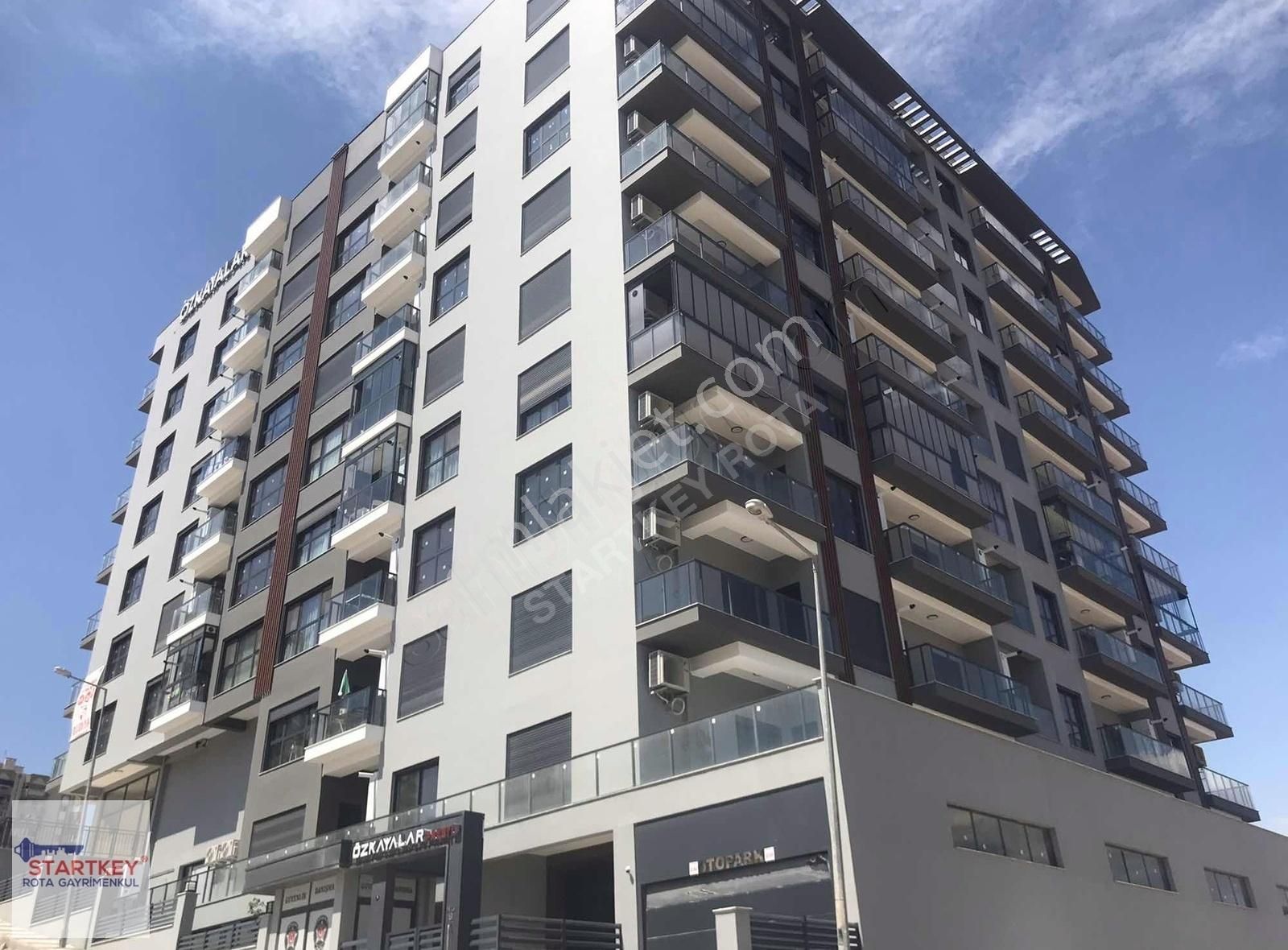 Menemen İstiklal Satılık Daire Menemen İstiklal Mahallesi Prestij Sitesi 2+1 Satılık Daire