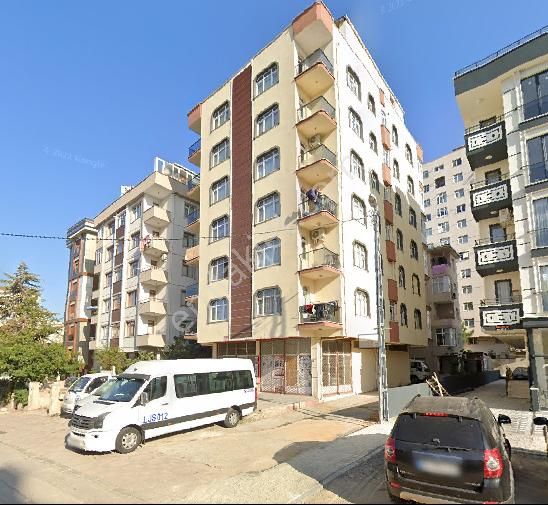 Maltepe Cevizli Kiralık Daire  CEVİZLİDE;METROYA 8 DK,,BALKONLU,AYRI WC,GENİŞ (3+1)