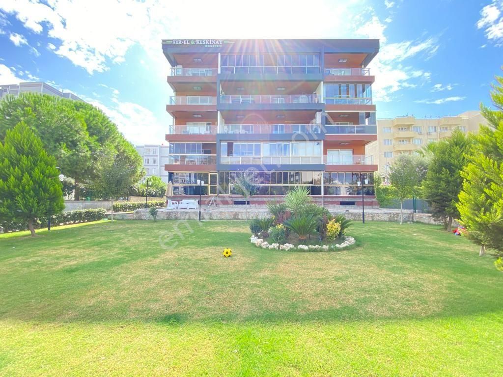 Kuşadası İkiçeşmelik Satılık Daire  NEZİH HAVUZLU SİTEDE 3+1 EŞYALI SATILIK DAİRE