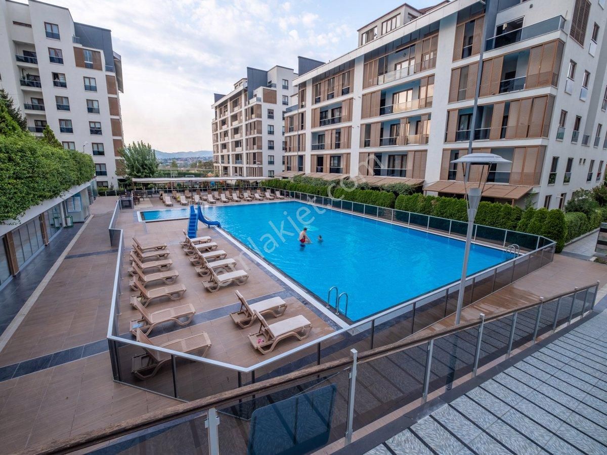 Nilüfer Ahmet Yesevi Satılık Daire REMAX AREA'DAN GEÇİTPARK SİTESİ SATILIK ARAKAT 3+1 DAİRE