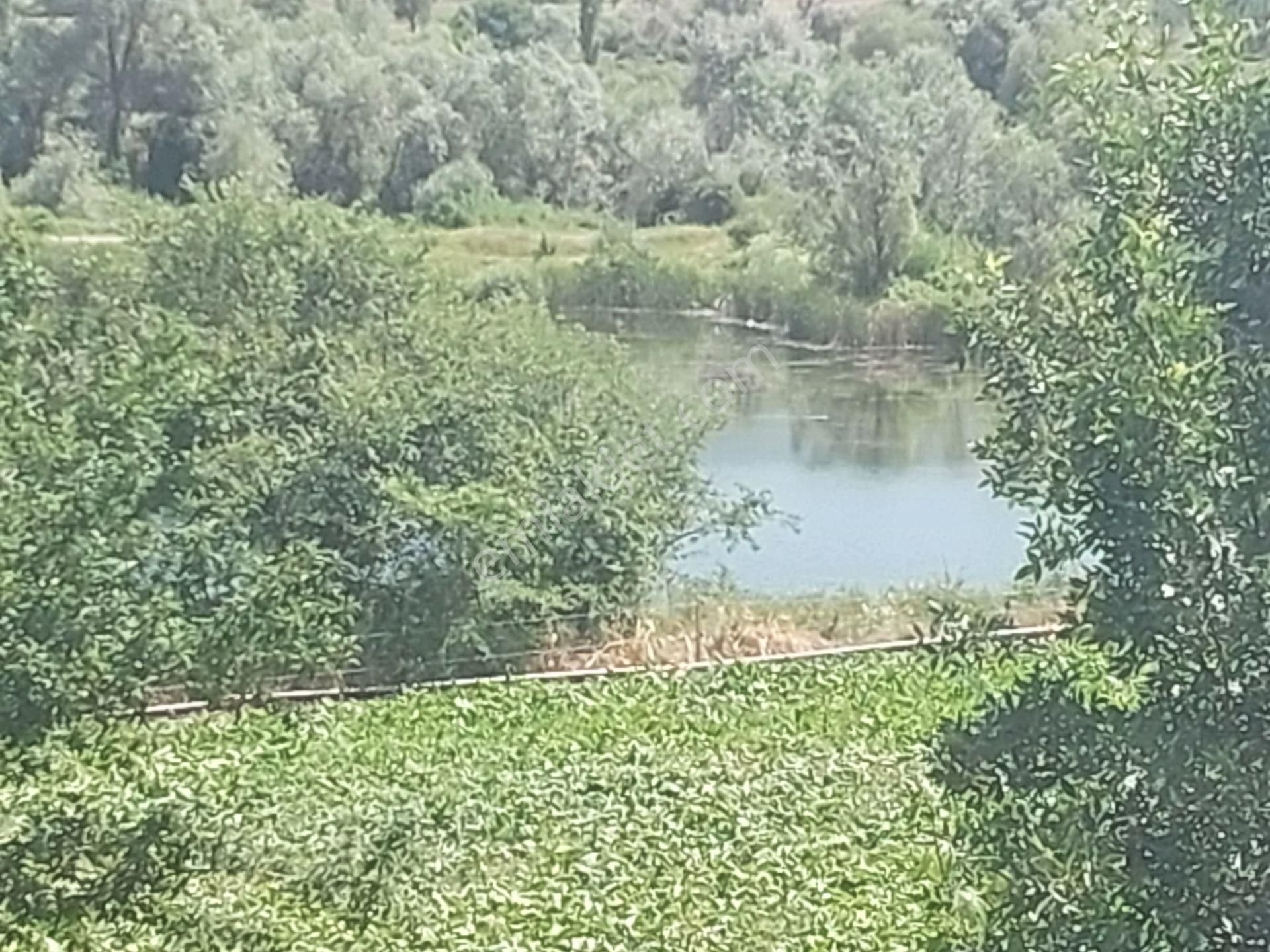 Çorum Merkez Karagöz Köyü Satılık Tarla  çorum ortaköy yolu eski amasya yolu ayrımına 4 km mesafede satılık 3500m2 tarla