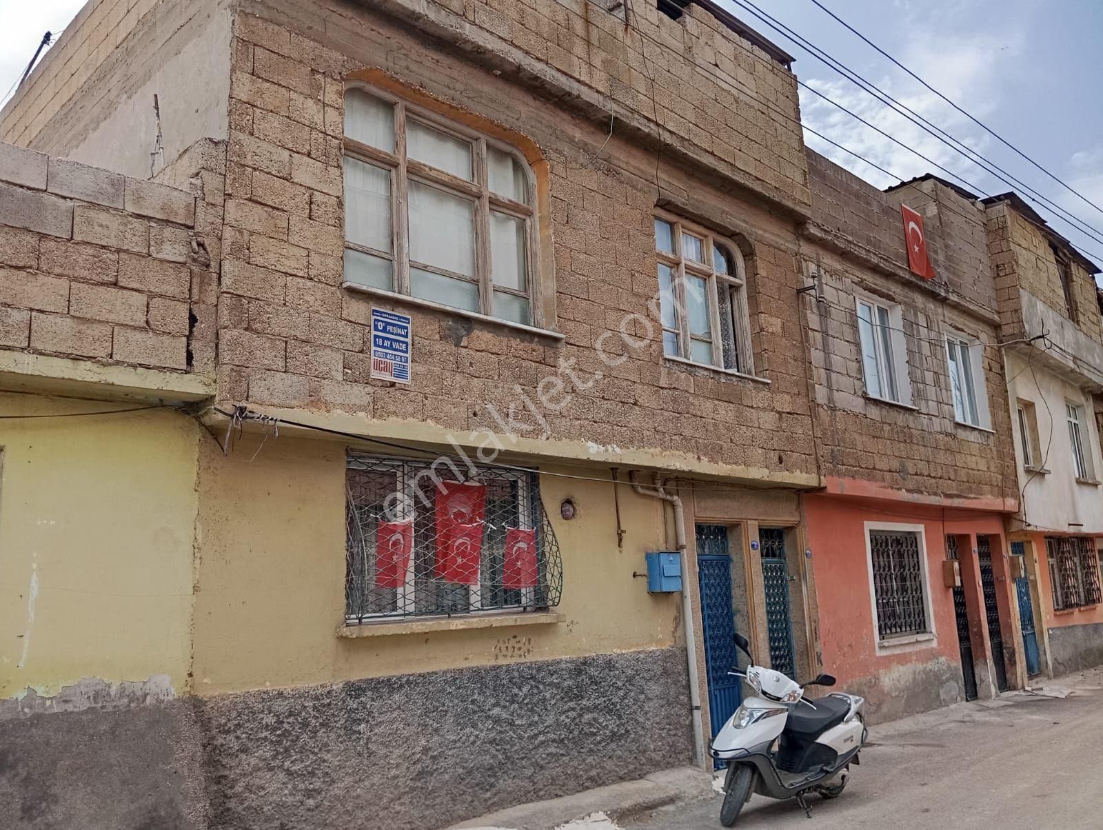 Kilis Merkez Polat Paşa Satılık Müstakil Ev Çeçanoğulları Emlak'tan İki Katlı Müstakil Bina